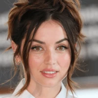 AI face swap source face image